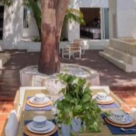 Holiday home Blue House - Beachfront Luxury House With 8 Bedrooms *