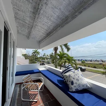 Blue House - Beachfront Luxury House With 8 Bedrooms * Cartagena