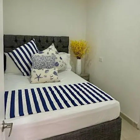 Blue House - Beachfront Luxury House With 8 Bedrooms