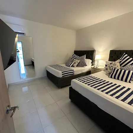 Holiday home Blue House - Beachfront Luxury House With 8 Bedrooms Cartagena