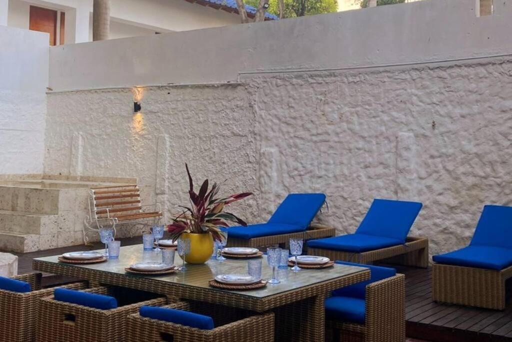 Blue House - Beachfront Luxury House With 8 Bedrooms Casa de férias *