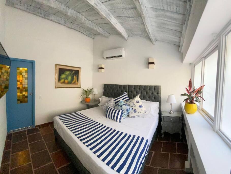 Blue House - Beachfront Luxury House With 8 Bedrooms Casa de férias *