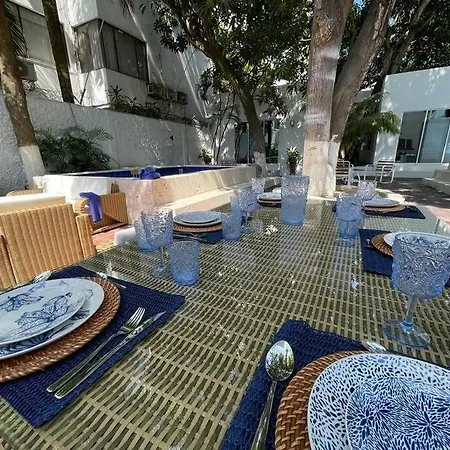 Сasa de vacaciones Blue House - Beachfront Luxury House With 8 Bedrooms Cartagena
